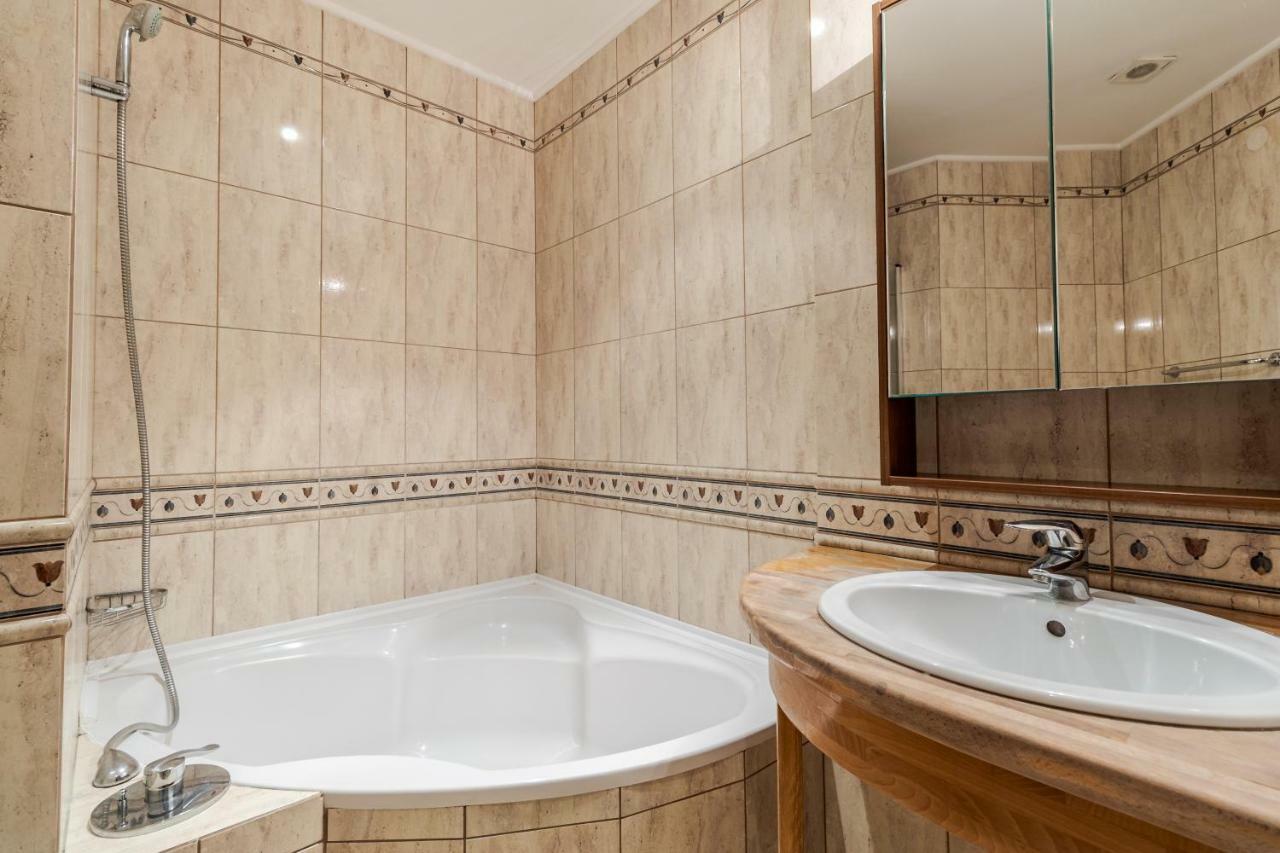 George Apartment Lwów Zewnętrze zdjęcie