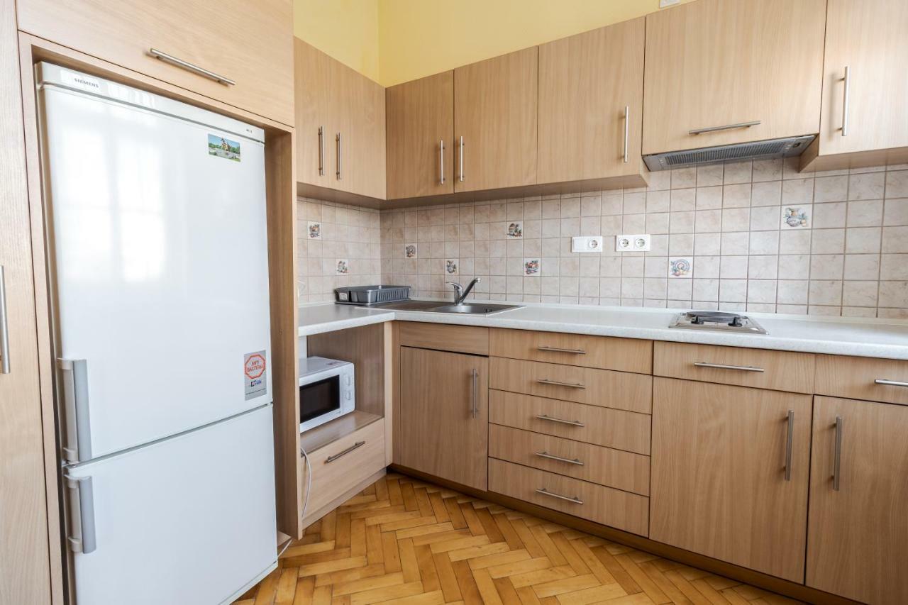 George Apartment Lwów Zewnętrze zdjęcie