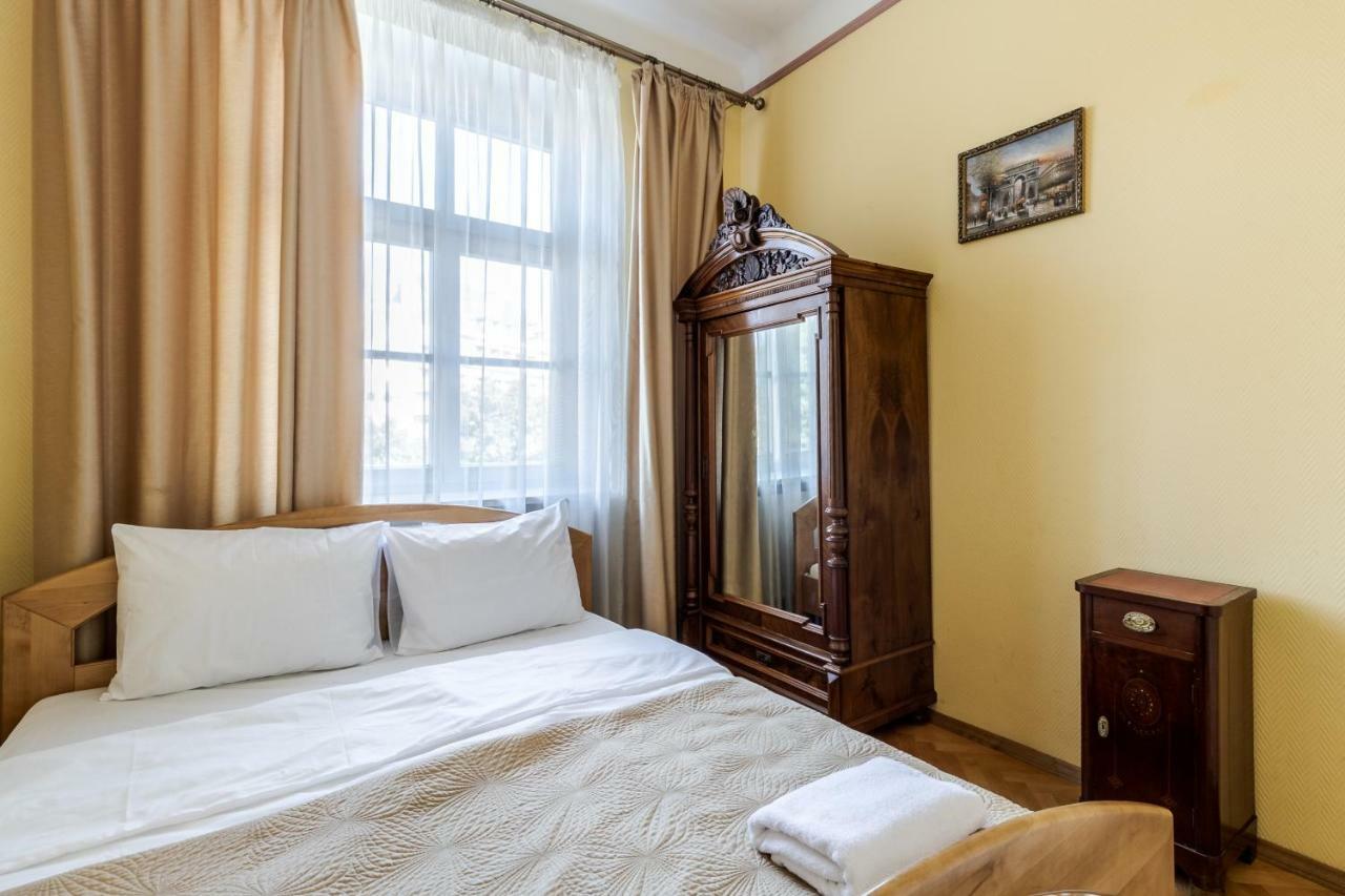 George Apartment Lwów Zewnętrze zdjęcie
